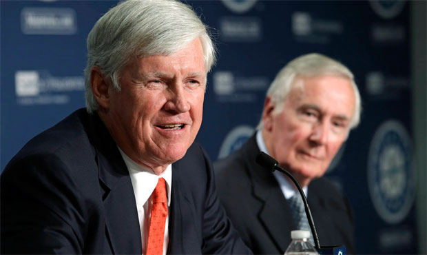 John Stanton (left) is replacing Howard Lincoln (right) as Mariners Chairman and CEO. (AP)...