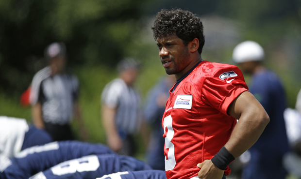 Warren Moon says the fact that Russell Wilson "knows a lot" will help if his backup QB is a rookie....