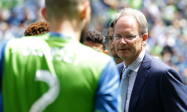 Brian Schmetzer is still looking for a player who can fit in his system similar to Clint Dempsey. (...