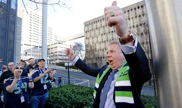 Mayor Ed Murray is reportedly exploring a KeyArena remodel after investors offered to privately fun...