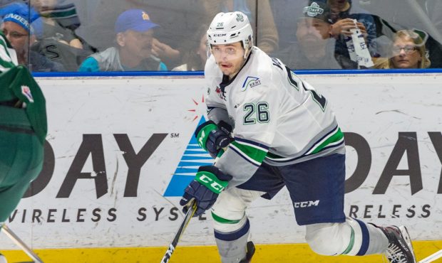 Nolan Volcan scored Seattle's lone goal as the Everett Silvertips won Game 3 (Brian Liesse/ T-Birds...
