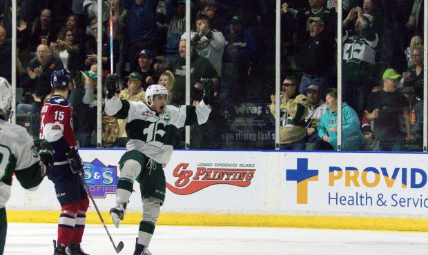 Everett's Connor Dewar celebrates his first-period goal during the Silvertips 3-2 Game 1 win Friday...