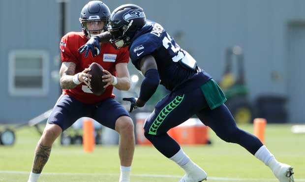 Chris Carson, Seahawks, Russell Wilson...