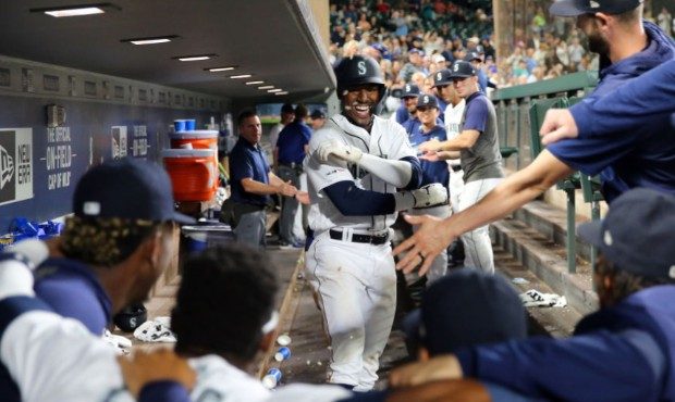 Mariners RF Kyle Lewis...
