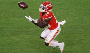 Heaps’ Chalk Talk: How Tyreek Hill got open on key Super Bowl play