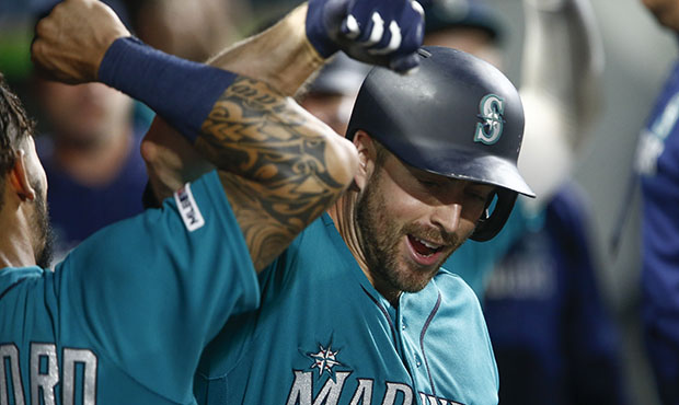 Mariners C Tom Murphy...