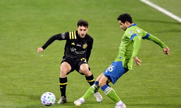 COLUMBUS, OHIO - DECEMBER 12: Alex Roldan #16 of Seattle Sounders makes a pass against Milton Valen...