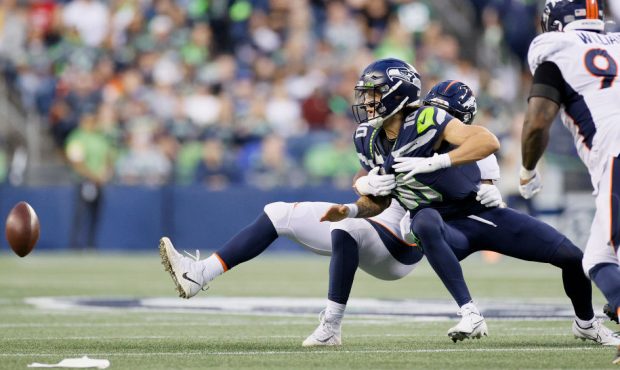 Seahawks Alex McGough...