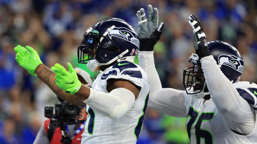 Seahawks Gerald Everett...