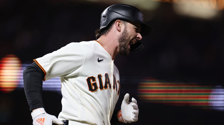 Mariners possible target Kris Bryant...