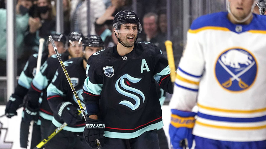 Seattle Kraken Jordan Eberle...