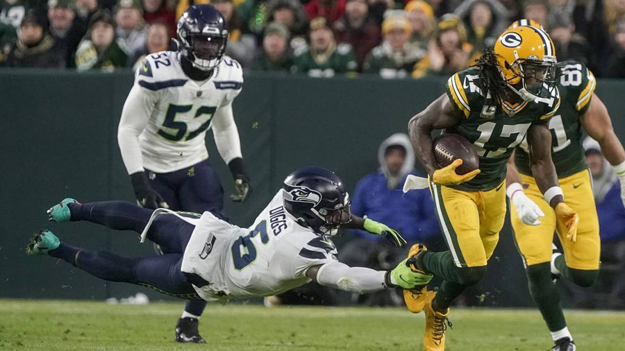 Seahawks Packers Quandre Diggs...