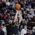 Holmgren, Watson lead No. 4 Gonzaga past Northern Arizona
