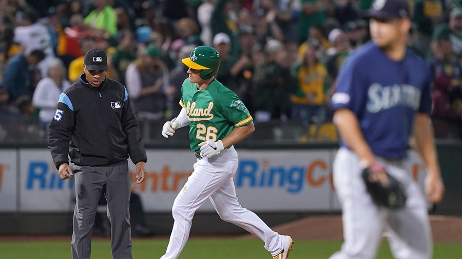 Mariners Matt Chapman...
