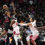 DeRozan powers Bulls to 111-105 win over Raptors