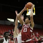 Stanford uses 23-0 run to beat Washington State 62-57