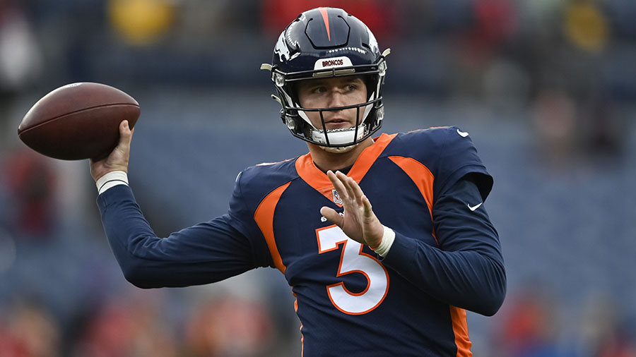 Seahawks Drew Lock...