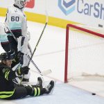 Hintz scores 2 for playoff-contending Stars in 3-2 win