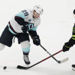 Hintz scores 2 for playoff-contending Stars in 3-2 win