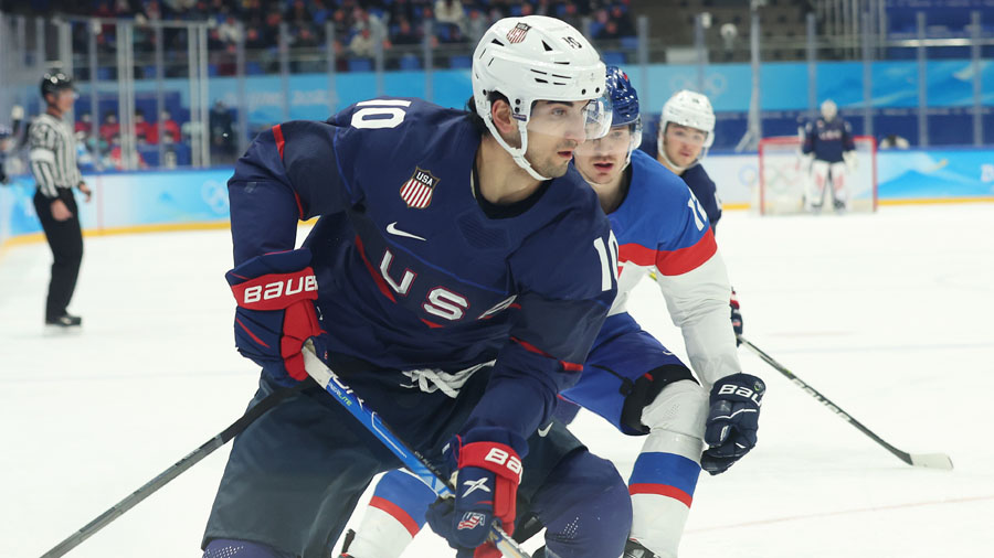 Seattle Kraken Matty Beniers...