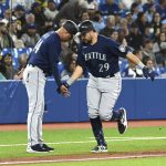 France HRs, Gonzales solid as Mariners top Jays, avoid sweep