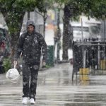 Snowballs not baseballs: Winter storm wipes out Mets-Rockies