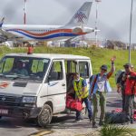 Hundreds of Everest climbers begin to return from summit