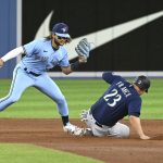 France HRs, Gonzales solid as Mariners top Jays, avoid sweep