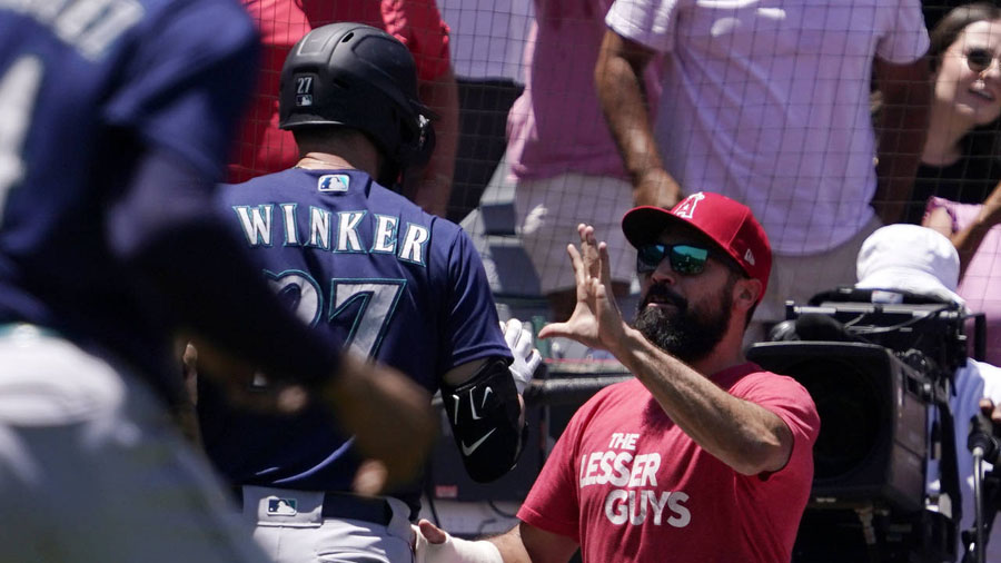 Mariners Jesse Winker...