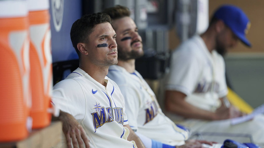 Mariners Adam Frazier...