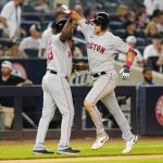 Bogaerts scores on wild pitch in 11th, Red Sox top Yanks 5-4