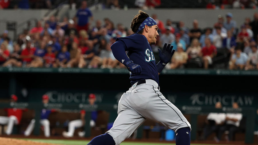 Mariners Sam Haggerty...