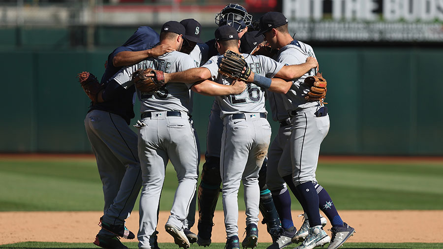 Mariners again overcome adversity, must continue due to more challenges