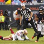 Fields throws 2 TDs, Bears top 49ers 19-10 in Eberflus debut