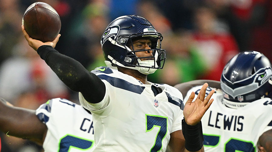 Seahawks Geno Smith...
