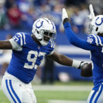 Jalen Hurts' late TD run gives Eagles 17-16 win over Colts