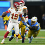 Kelce scores 3 touchdowns, Chiefs rally past Chargers 30-27
