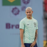 Neymar working '24 hours a day' to return at World Cup