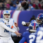 Williams leads Lions to 3rd straight win, 31-18 over Giants