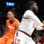 Curbelo, St. John's wins Legends, top Syracuse 76-69 in OT