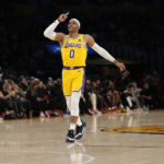 LeBron gets 31 in Lakers' 128-109 rout of Dame-less Blazers
