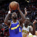 Thompson nets 10 3s, has 41 points in Warriors' 1st road win