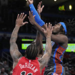 Gilgeous-Alexander stars as Thunder beat Bulls 123-119 in OT