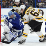 Bergeron gets 1,000th point, streaking Bruins beat Lightning
