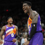 Devin Booker scores 51 points in 3 quarters, Suns rout Bulls