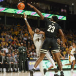 Baldwin returns in style for VCU; Vandy's Stackhouse ejected