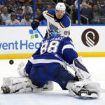 Point has 2 goals, assist in Lightning's 5-2 win over Blues