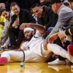 Anthony Davis leads Lakers past Spurs for 3rd straight win