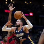 Williamson scores 33, powers Pelicans past Raptors 126-108