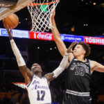 Anthony Davis leads Lakers past Spurs for 3rd straight win